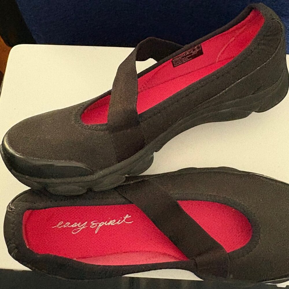 Easy Spirit Mary Jane Walking Shoes